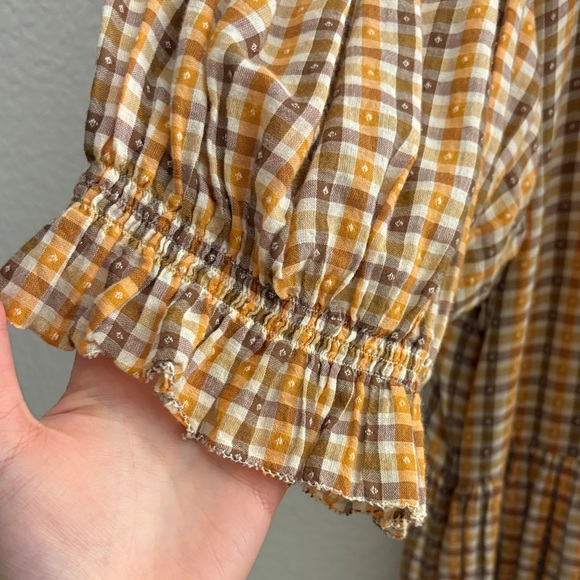 Doen Elodie Checkered Maxi Dress with Ruffle Sleeves - Picture 10 of 10